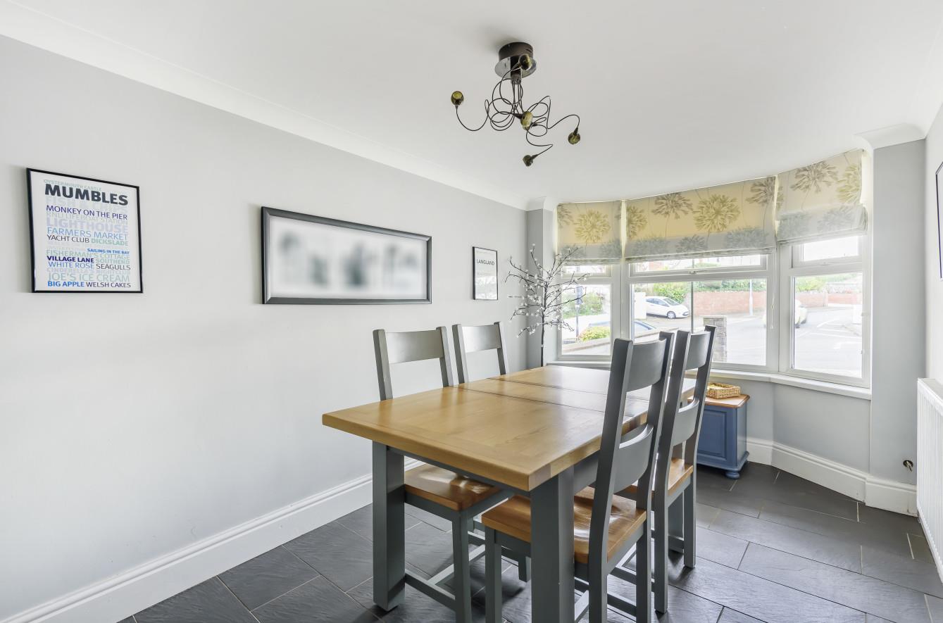 Newton Road, Newton, Mumbles, Swansea, SA3 4UD